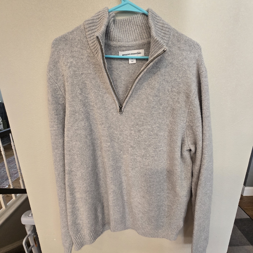 Amazon Essentials Men's Light Gray Zip-Up Sweater